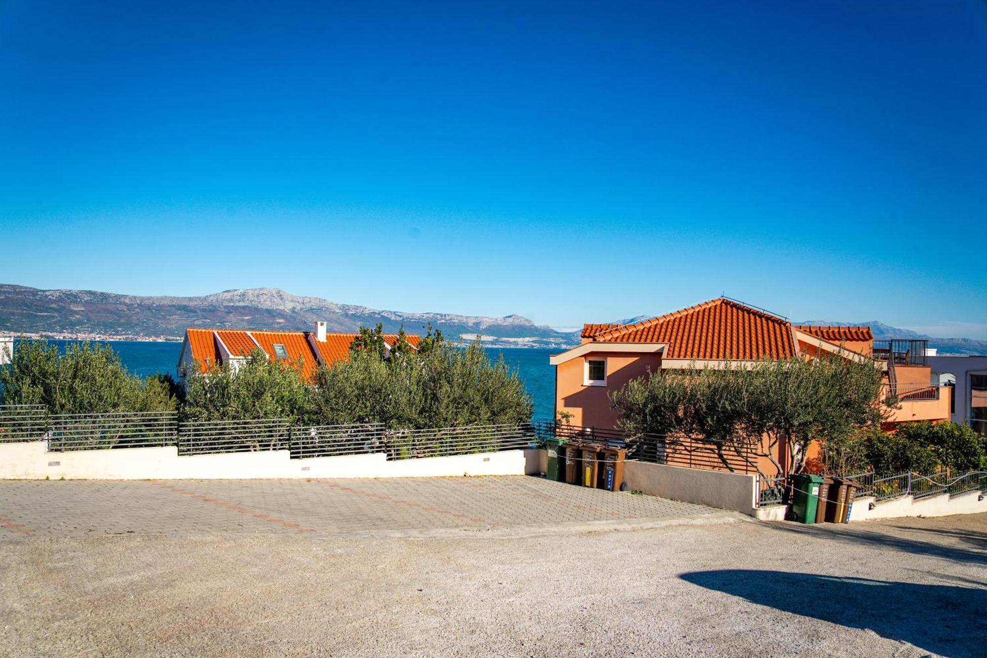 Apartamento Regina Del Mare Slatine Exterior foto